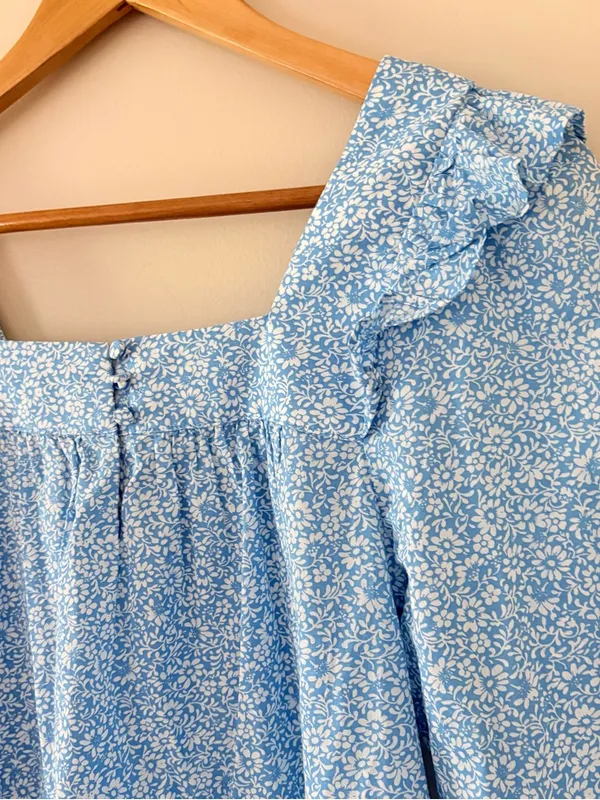 J Crew Factory Squareneck ruffle top puff sleeve blue cornflower white size S - Image 4