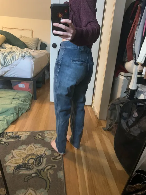 Hollister High Rise Jean - Image 7