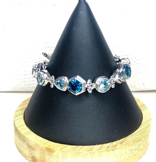 FACETED BLUE TOPAZ Sterling Silver Toggle Bracelet - Image 4