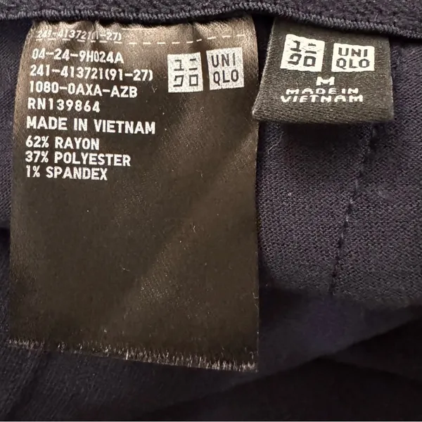 UNIQLO navy elastic waist ponte pants, size M - Image 10