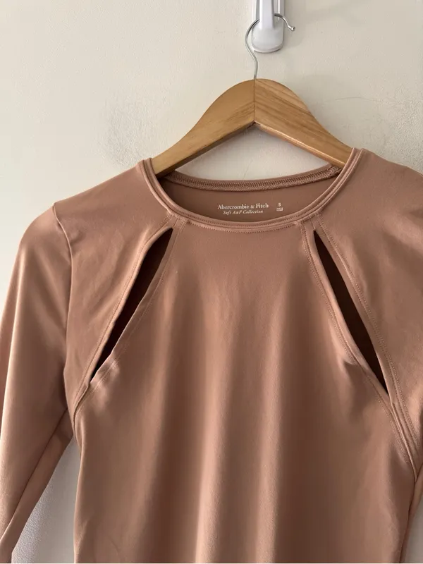 Abercrombie & Fitch Brown Soft A&F Collection‎ Long Sleeve Cutout Bodysuit - Image 2
