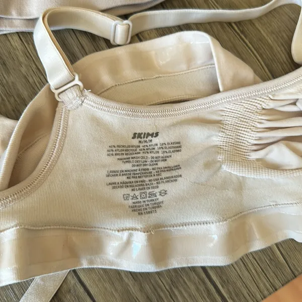 Skims sculpting bralette COLOR SAND SIZE M‎ NWOB - Image 3
