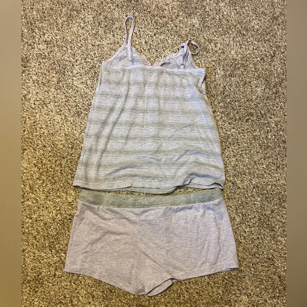 ❤️ Xhilaration Pajama Shorts and Spaghetti Strap Top Set in Gray - Image 3