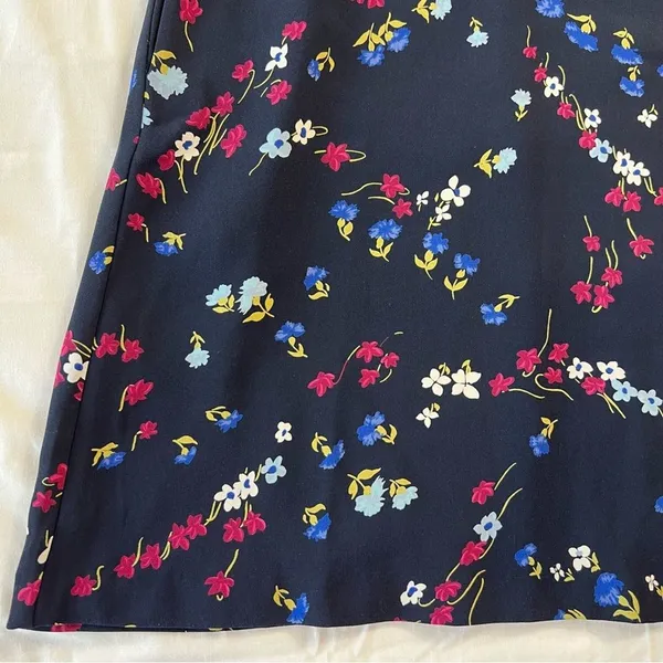 Ann Taylor Dress Short Sleeve Navy Floral Knee Length Small Cottage - Image 4