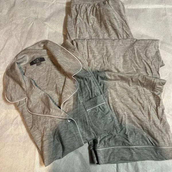 LOFT Gray Short Sleeve Pajama Top - Image 14