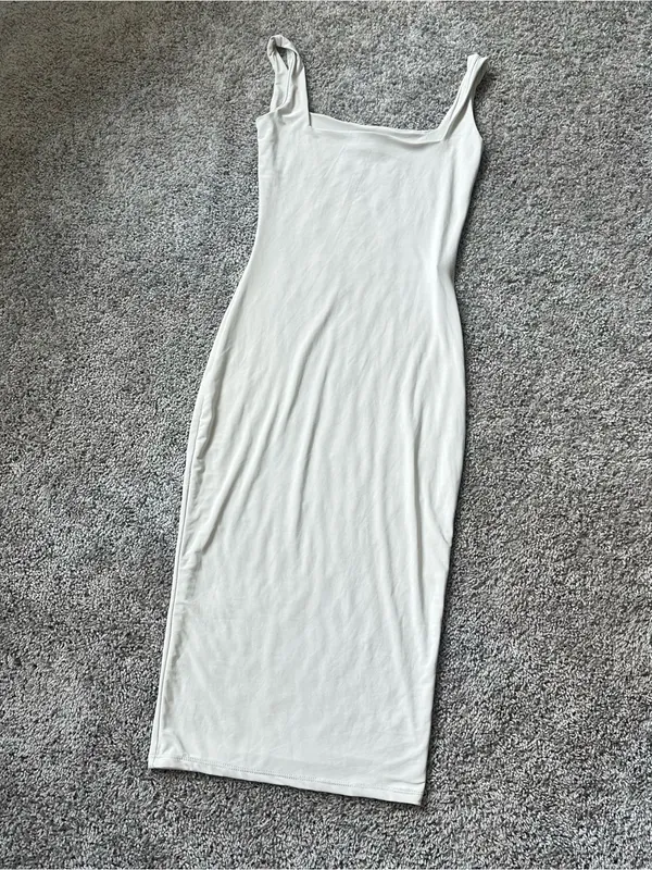 Sleeveless Stone Gray Bodycon Midi Dress White - Image 2