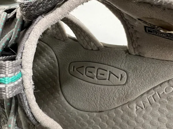 Keen Women's Whisper Waterproof Sport Sandals - Image 4