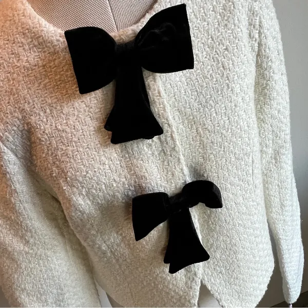 Avec Les Filles Ivory Cream Black Bow Cardigan Blazer NWT - Image 9