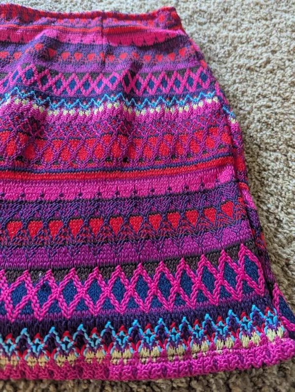 Hollister tight knit skirt - Image 2