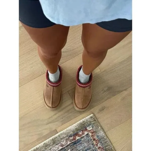 UGG Tazz Platform Slipper (Women) in Chestnut US 8 - Image 3