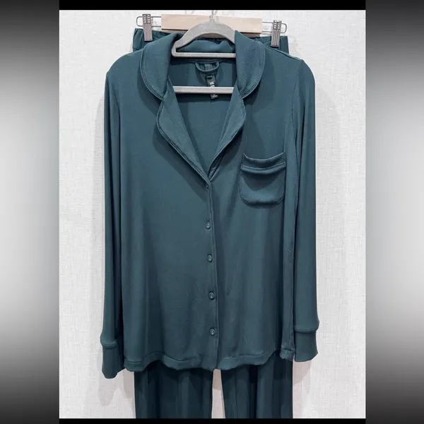 SKIMS pajamas set green M - Image 5