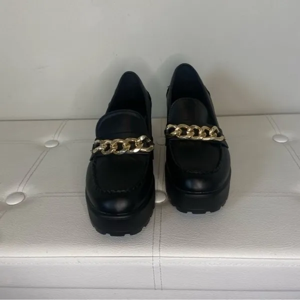Nasty Gal Black Faux Leather Chunky Loafer with Gold Thick Chain Size 8 - Image 5