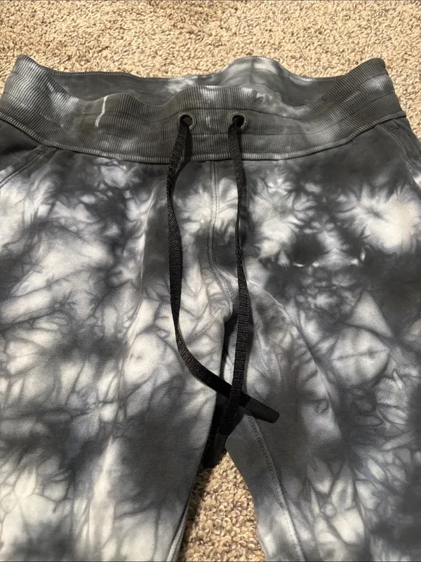 Lululemon Warm Down Jogger *Earth Dye size 8 - Image 3