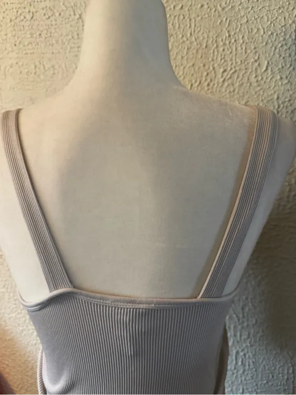 Yogalicious Ribbed Scoop Crop Tank Top - Taupe - Image 5