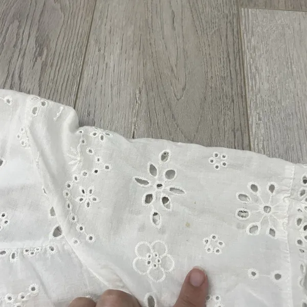 Eyelet Button Up Top short sleeve crop womens White medium boho euro cottagecore - Image 5