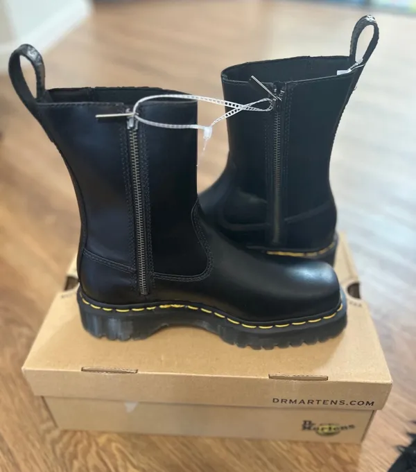 DR MARTENS Amaayah Lo black leather zippered boots shoes women’s 8 new - Image 7