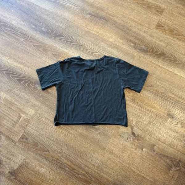 Women's Black Graphic Crop Top Size XS - Image 3