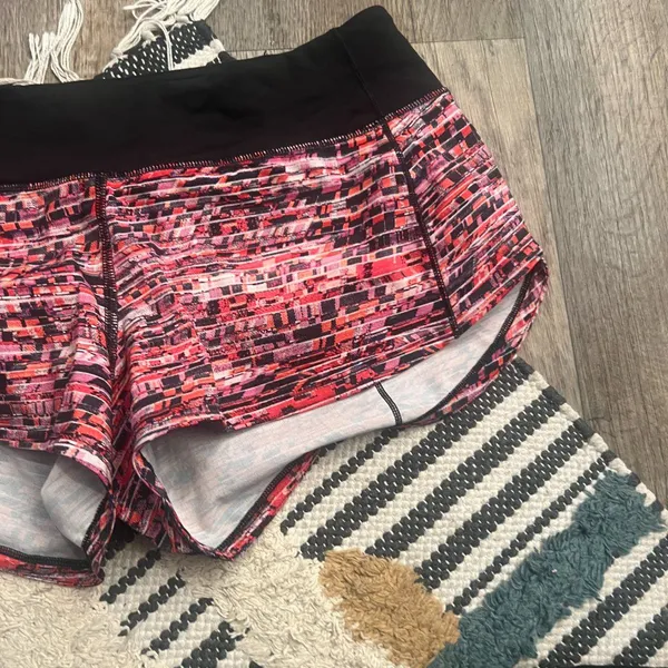 Lululemon speed short in size‎ 4 - Image 6