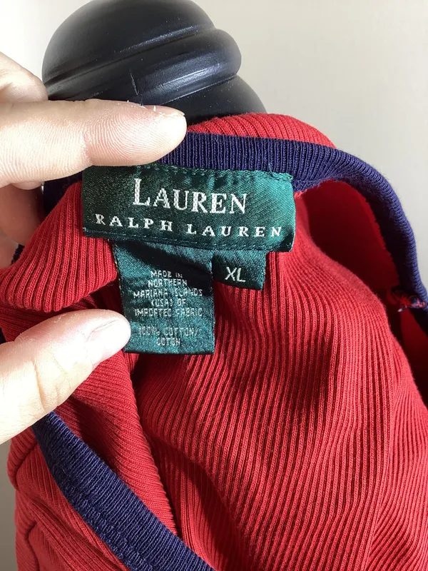 Red and Navy Blue Sleeveless Top Size XL - Image 4