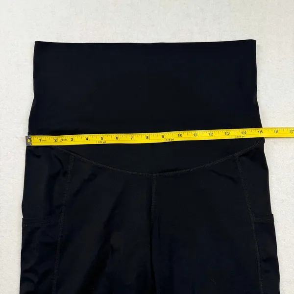 Quince Ultra-Form Maternity Pocket Bike Shorts 9” Black Size L Lot of 2 - Image 5