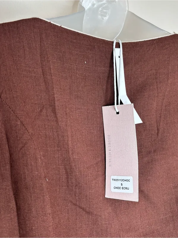 White Closet linen Sleeveless Brown Button-Front vest office business small NWT - Image 4