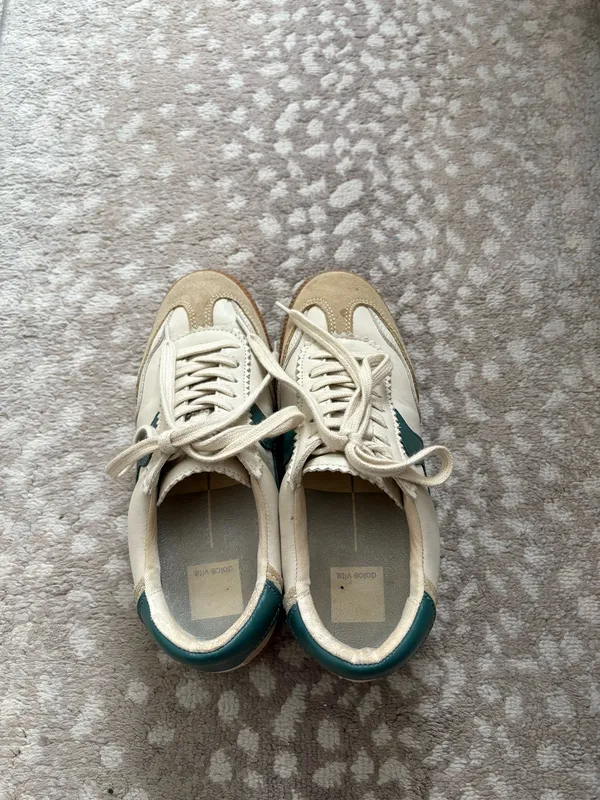 DV by Dolce Vita Sneakers - Image 4