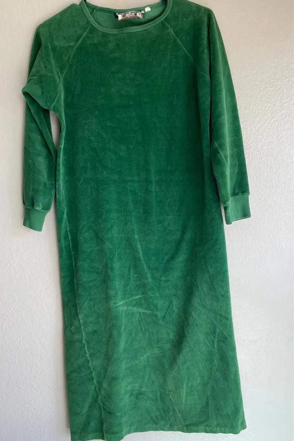 Vintage Liz Claiborne Velvet Green long-sleeve green velour midi dress featuring - Image 3