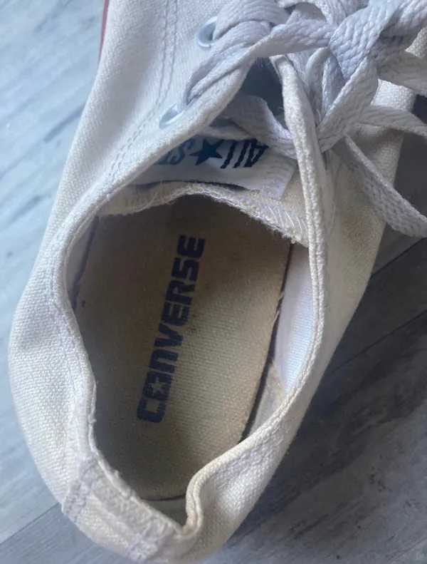 Converse Chuck Taylor Low Top - Image 3