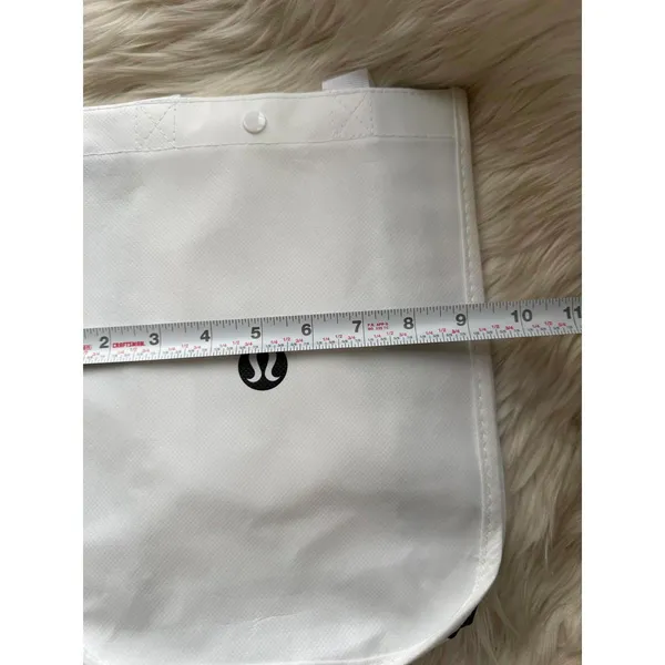 Lululemon White Reusable Tote NWOT’s - Image 4