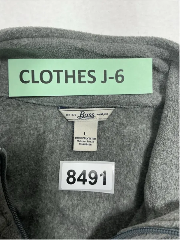 Womans Excellent Condition Bass Full Zip Fleece Vest Large Gray - Image 4