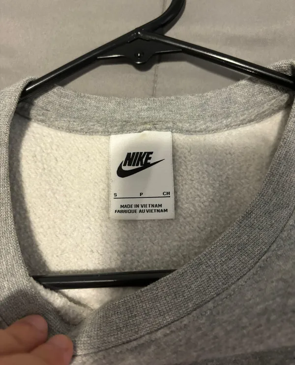 Nike Sweatshirt - Image 4
