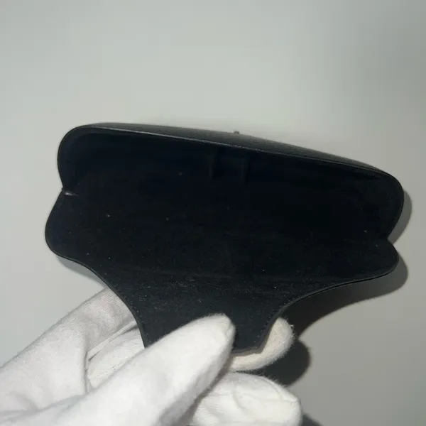 Ray Ban by Luxottica Textured Black Leather Travel Eye Glasses Sunglasses Case - Image 9