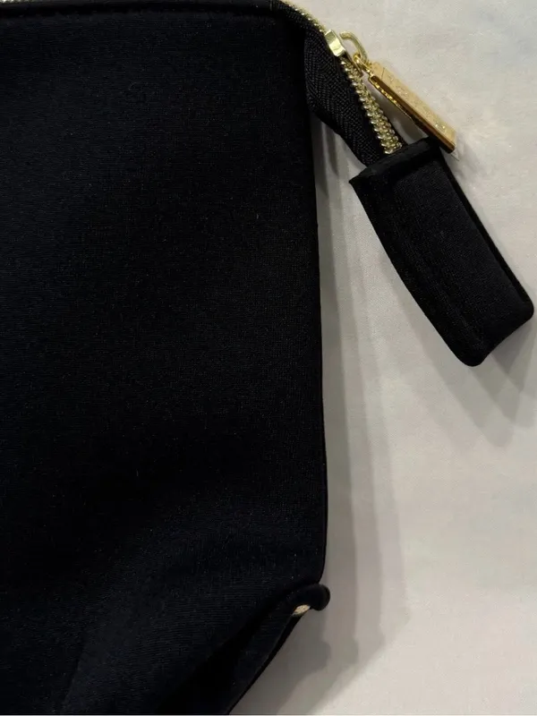 💄💄💄3 for 12$💄💄💄 Black Toiletry Dopp Kit with Gold Zipper - Image 5