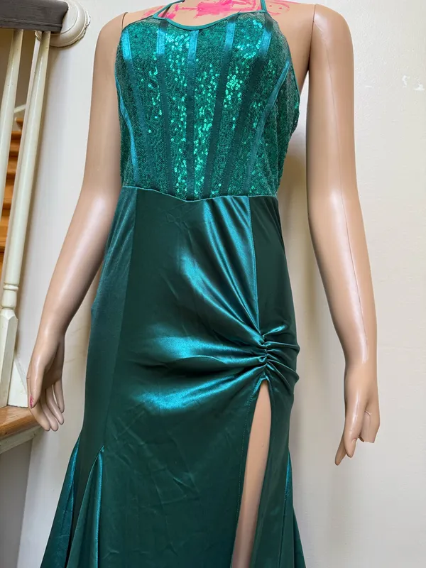Loragal emerald srappy back long prom dress - Image 6