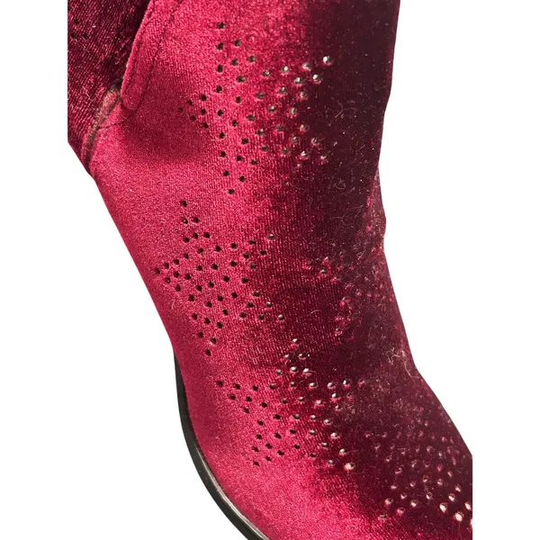 Yoki Catalina Burgundy Velvet Star Perforated Ankle Booties Funky Bold Size 9 - Image 11