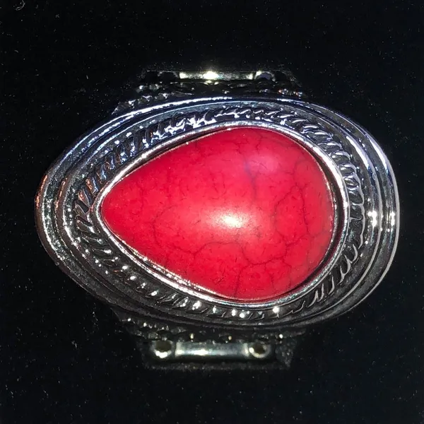 Red Teardrop Stone Silver Tone Boho Statement Ring - Image 2