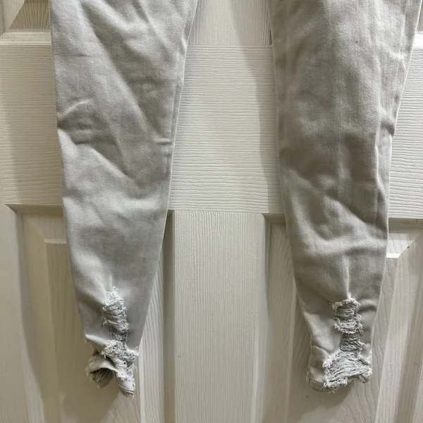 NWOT American Eagle Ripped & Distressed Super Stretch Jeans Gray/Beige Size 2 XS - Image 5