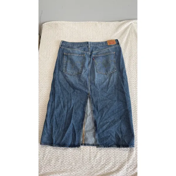 Levis Denim Midi Skirt Women 33 Blue Medium Wash Straight Back Slit 5-Pocket - Image 3
