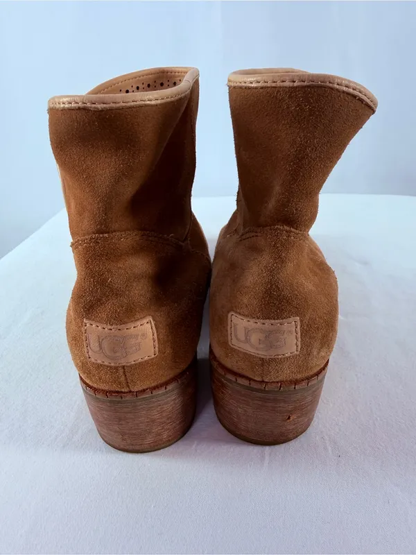 Ugg Darling Suede Pull‎ On Ankle Boot in Brown Size 9 - Image 7