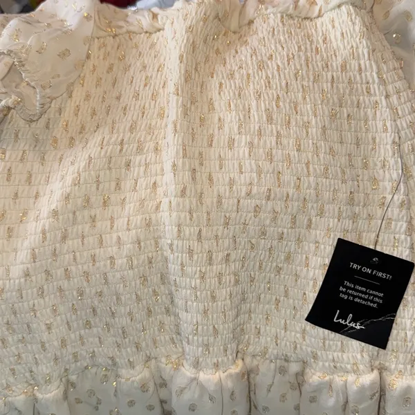 Lulus gold shimmer dot ruffle mini dress NWT size‎ small - Image 3
