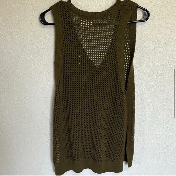 Anthropologie Olive Mesh Knit Top Size Small - Image 7