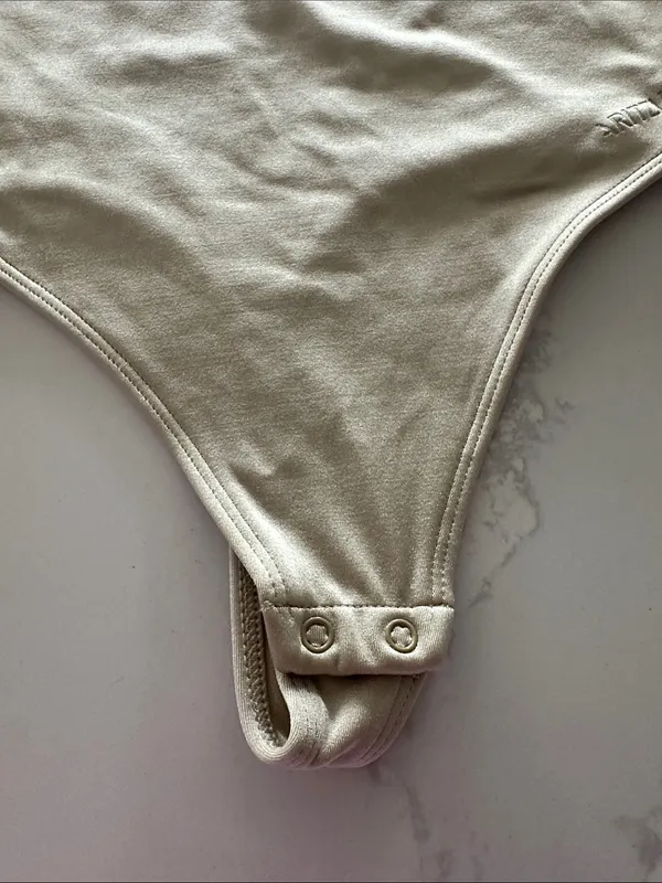Aritzia Contour Satin Tank Bodysuit‎ light gold size XS - Image 4