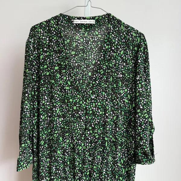 And other stories size L stained glass, green midi‎ dress size - Image 2