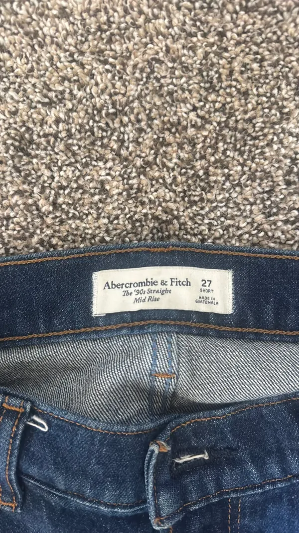 Abercrombie Jeans 90s Straight Mid-Rise - Image 2