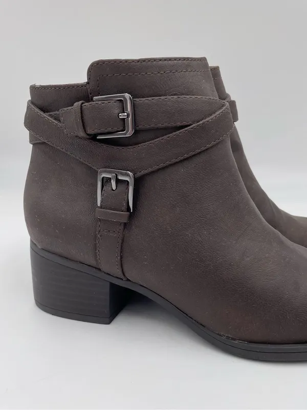 Naturalizer Kallista Bootie Size 7.5 Chocolate Brown Faux Leather Block Heel - Image 2