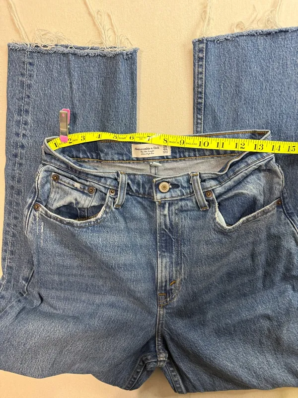 Abercrombie & Fitch Women's Straight-Leg Jeans in Classic Blue Denim - Image 5