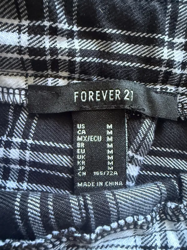 Forever 21 Black & White Pleaded Skirt - Image 2