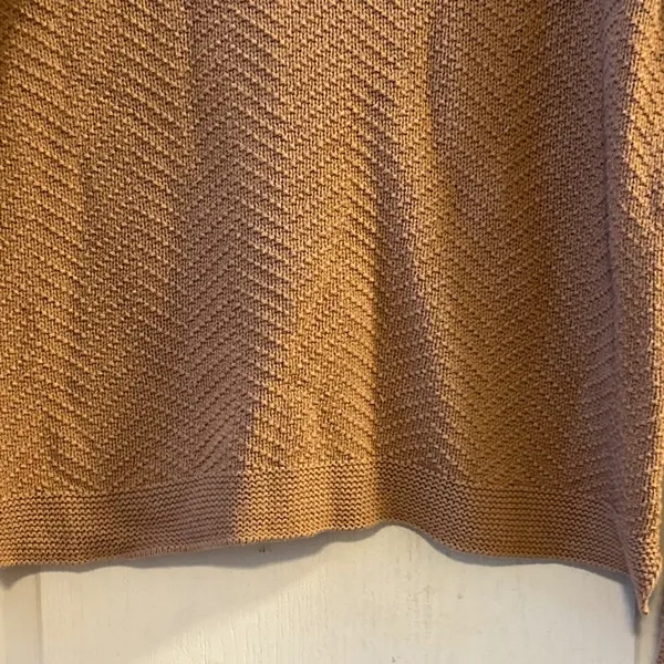 Old Navy Women's XL Tan Textured Knit Long‎ Sleeve Sweater - Image 8