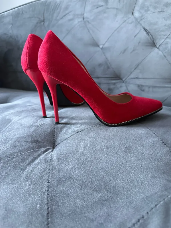 Olivia Miller Red Suede Pointed Toe Stilletos - Image 7
