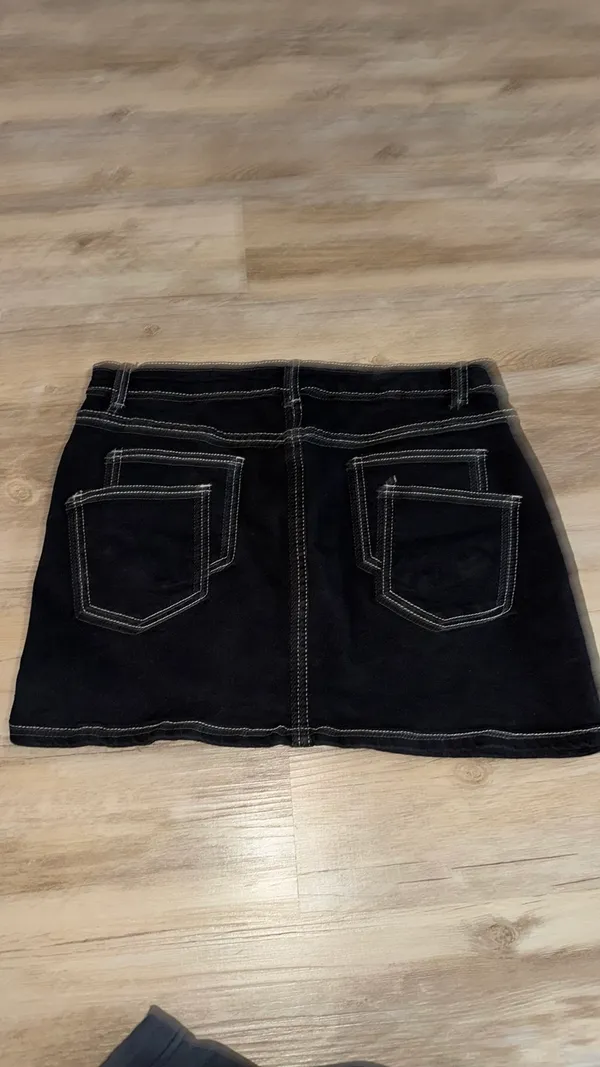 SheIn Black denim skirt - Image 2